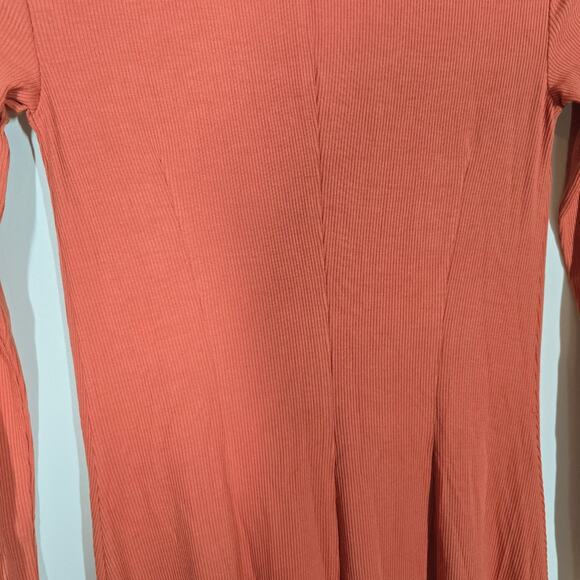 Universal Standard Form Rib Portrait Dress in Arepol Size 4XS(0/00) - Picture 5 of 6